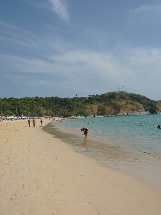 Пляж Най Харн