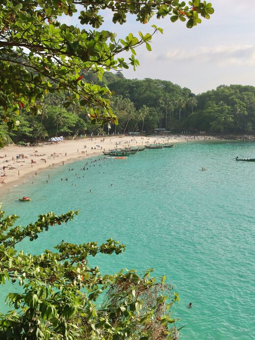 フリーダムビーチ